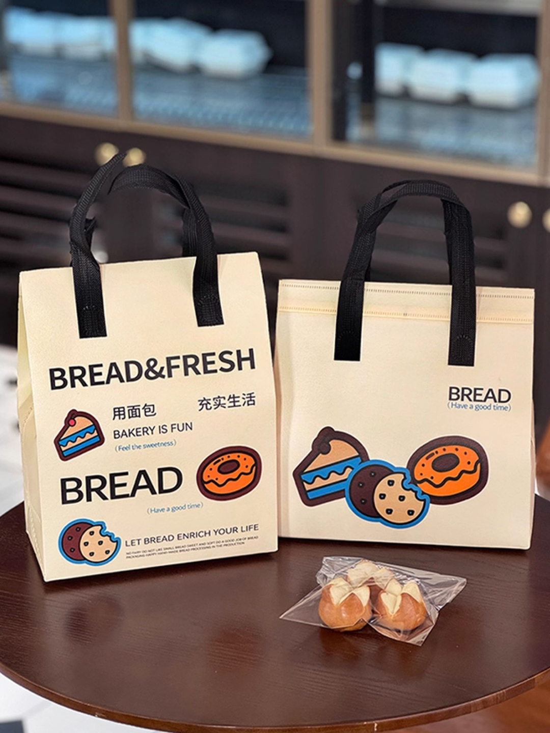 Disposable Insulated Bag with Aluminum Foil for Commercial Dessert Baking Hand-held Bag